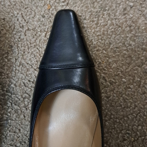 Cole Haan Black Leather Pointed Toe Slip-On Heels Shoes NWT - Picture 4 of 8